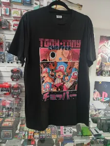 Remera negra One Piece Tony Tony Chopper