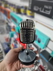 Micrófono Diseño Retro