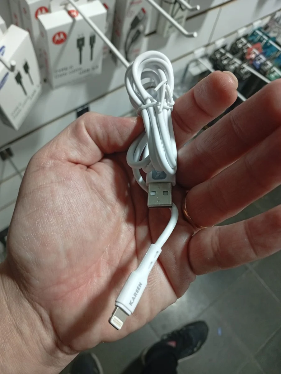 Cable USB a Lightning blanco