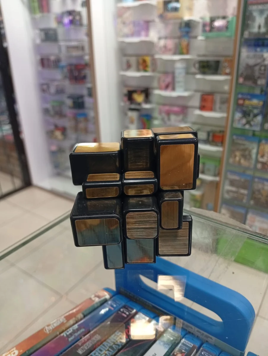 Cubo Rubik Mirror dorado