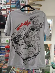 Remera gris The Amazing Spider-Man diseño cómic