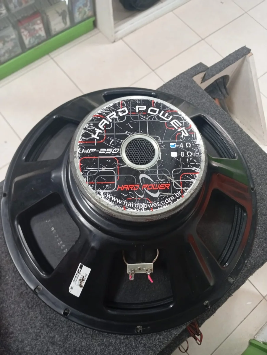 Woofer Hard Power para audio automotor 15 pulgada — foto 1