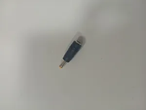 Adaptador DC con conector cilíndrico