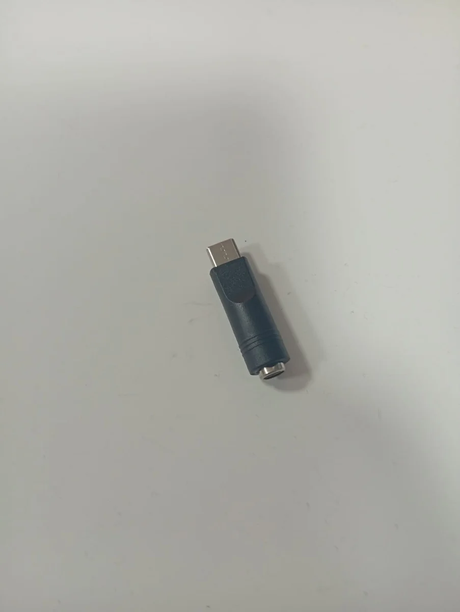 Adaptador USB a conector de alimentación DC