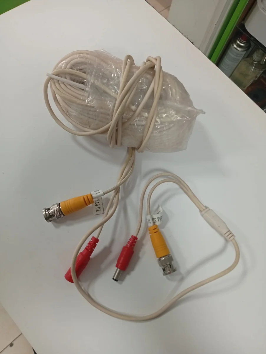 Cable audiovisual RCA de 3 conectores por lado