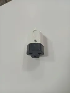 Adaptador de enchufe a toma universal