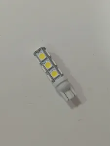 Lámpara LED automotor tipo T10