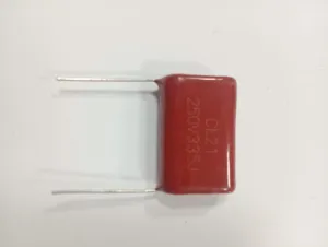 Capacitor de poliéster 335J 250 V
