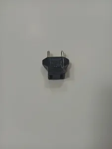 Adaptador de enchufe de 2 patas