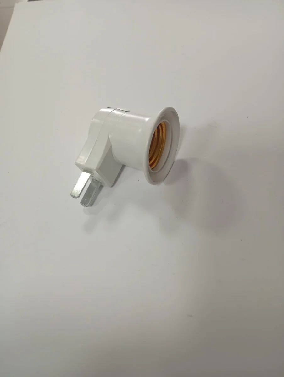 Portalámpara E27 con ficha de enchufe
