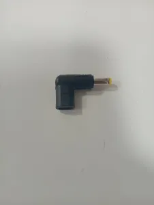Adaptador DC en ángulo tipo barril