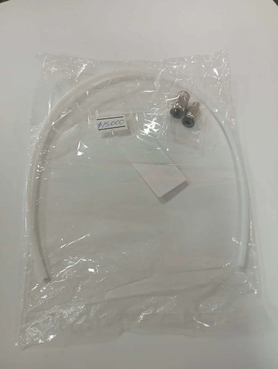 Cable flexible con conectores de alimentación