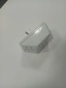 Adaptador Enchufe Triple 3