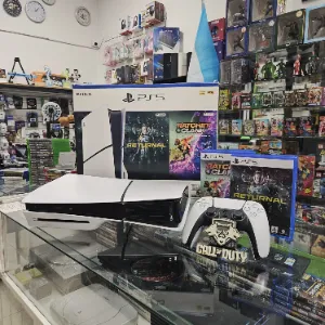 PlayStation 5 con lectora + 2 juegos físicos