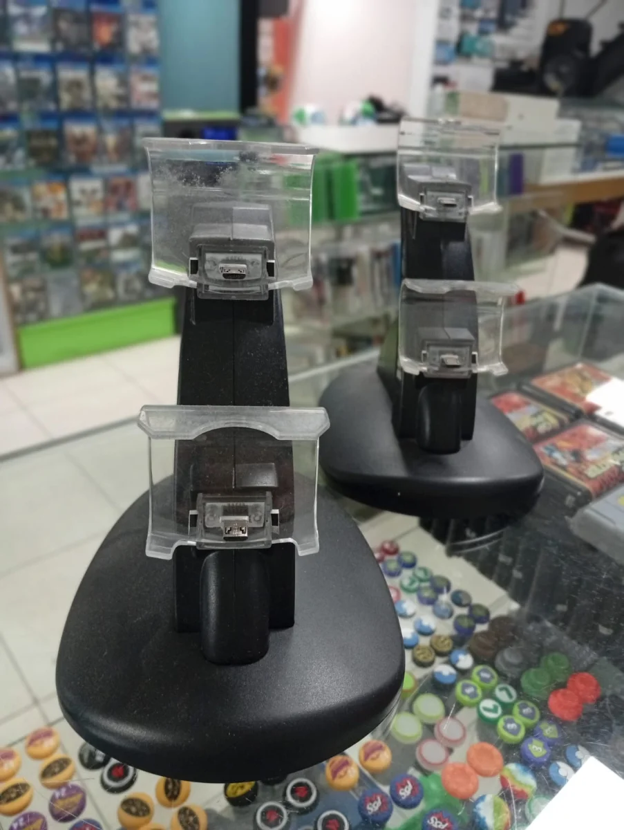 Cargador para Joystick PlayStation 4 Usado
