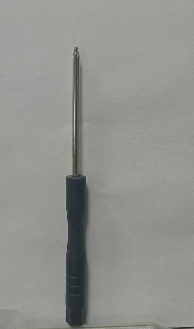 Destornillador Phillips para consolas