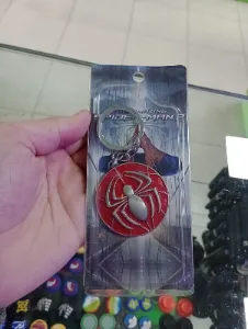 llavero de metal spiderman