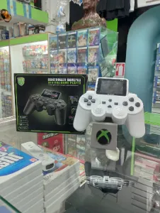 Consola retro portátil S10 con 520 juegos