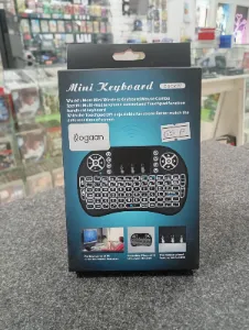 Mini teclado inalámbrico Rogan con touchpad e iluminación