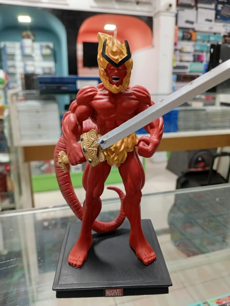 Figura coleccionable de Surtur