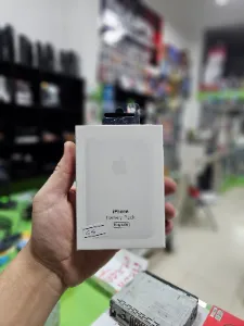 iPhone Battery Pack MagSafe