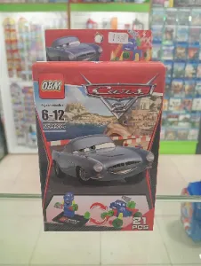 Set de bloques armables Cars con auto negro en escena navideña